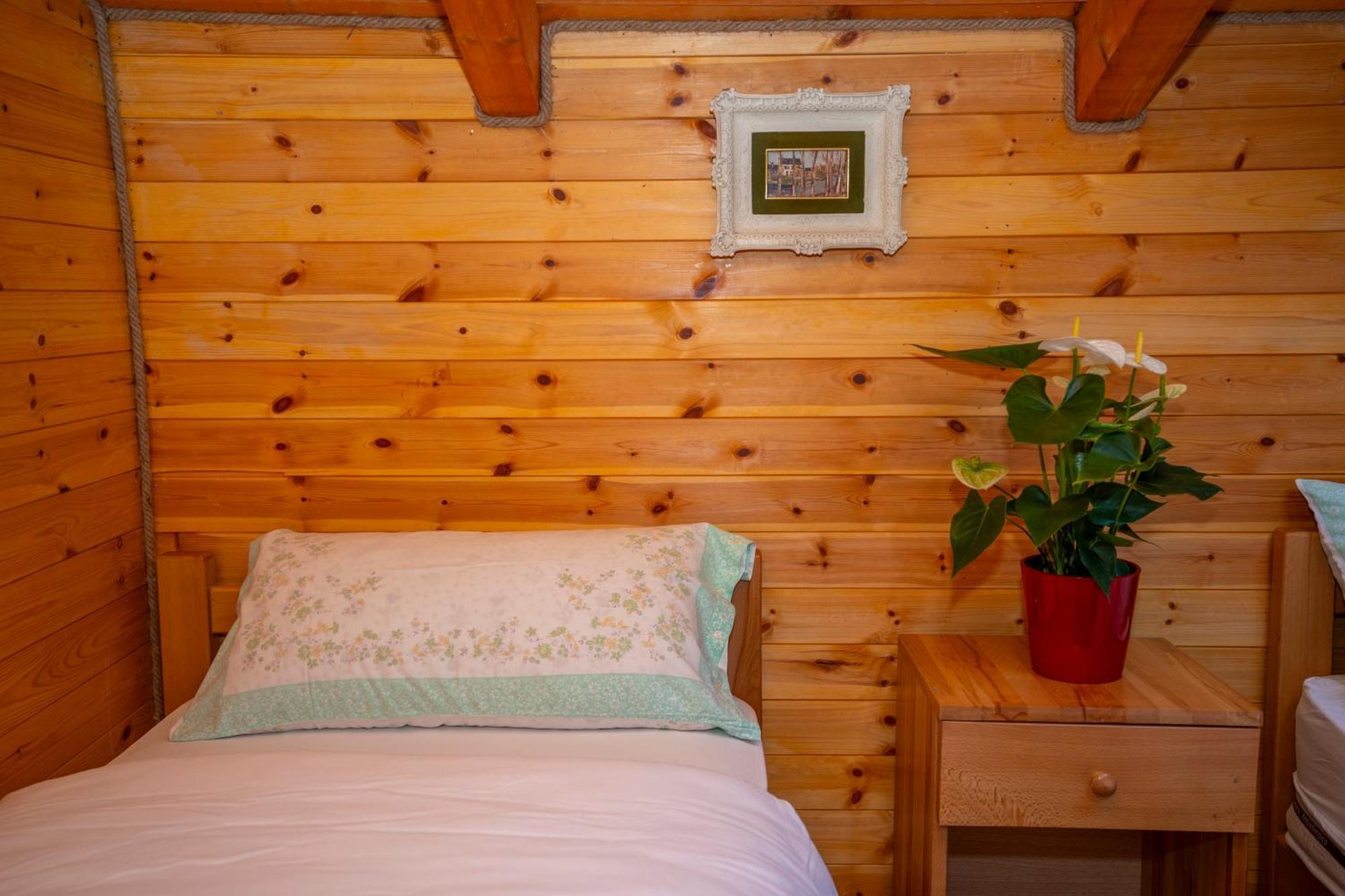 Bee Eco Guest House Moll' e Shoshit Экстерьер фото